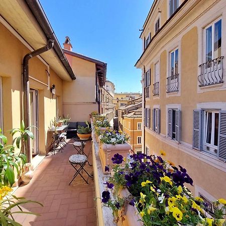 4Bnb - Luxury Trevi Apartment W Terrace Rome Bagian luar foto