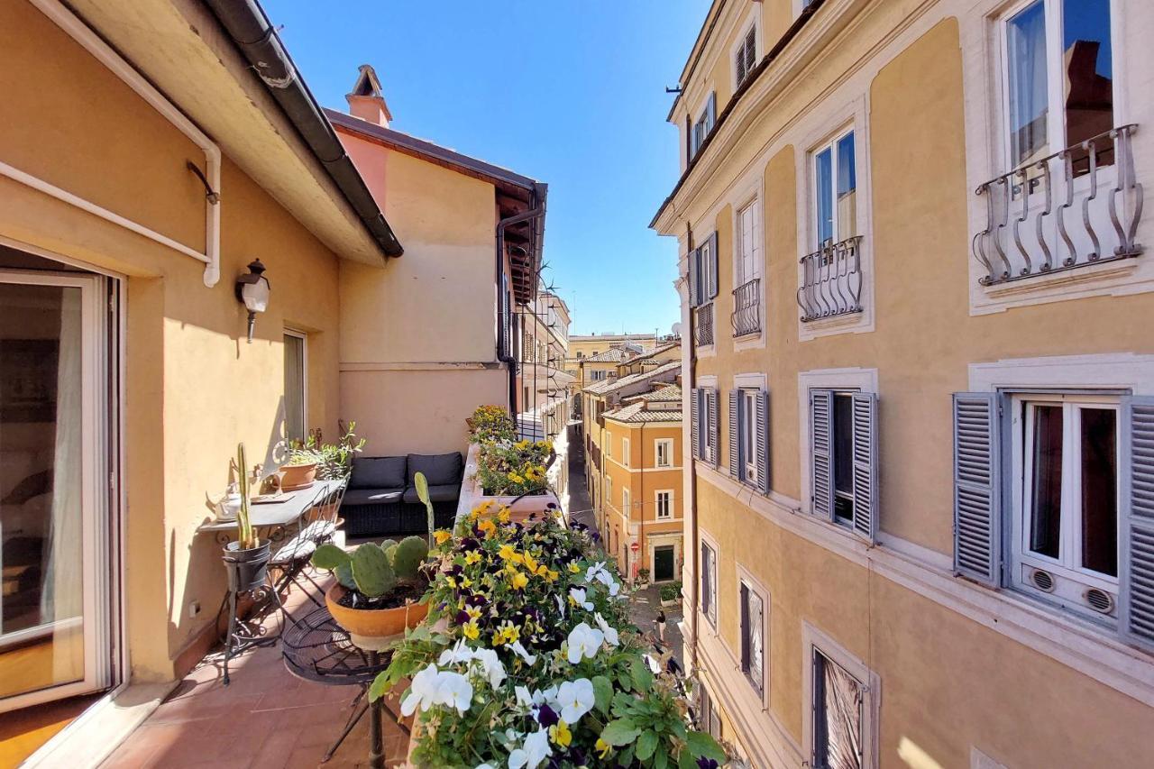 4Bnb - Luxury Trevi Apartment W Terrace Rome Bagian luar foto