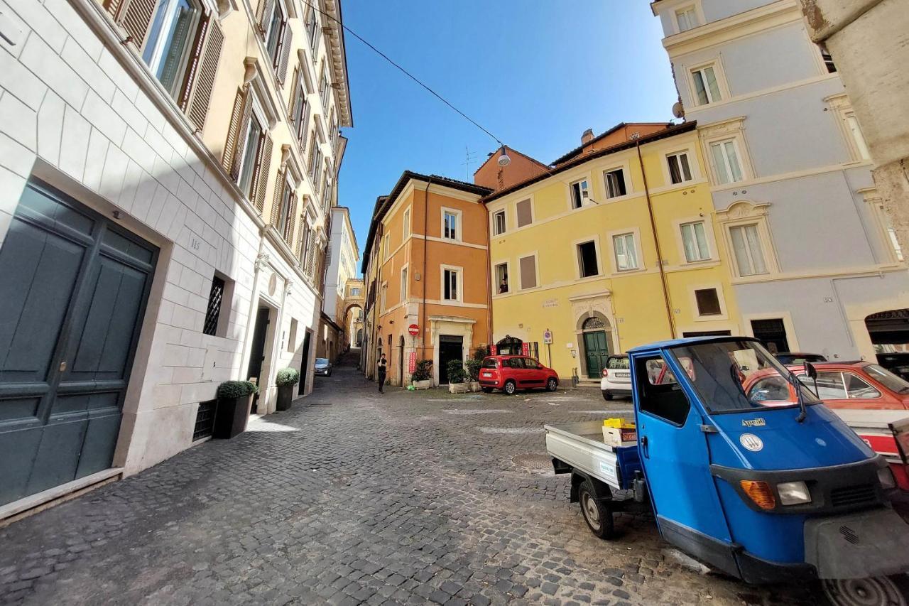 4Bnb - Luxury Trevi Apartment W Terrace Rome Bagian luar foto