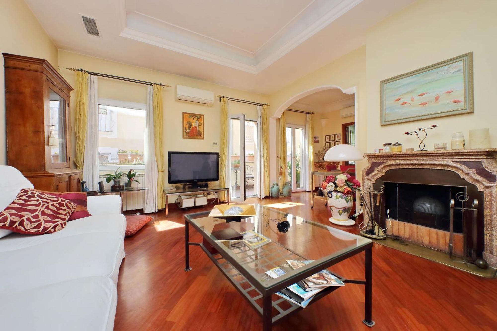 4Bnb - Luxury Trevi Apartment W Terrace Rome Bagian luar foto