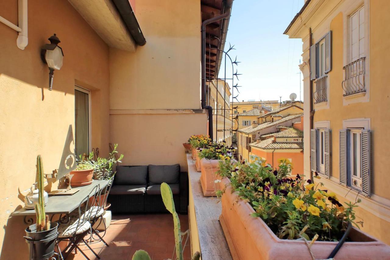 4Bnb - Luxury Trevi Apartment W Terrace Rome Bagian luar foto
