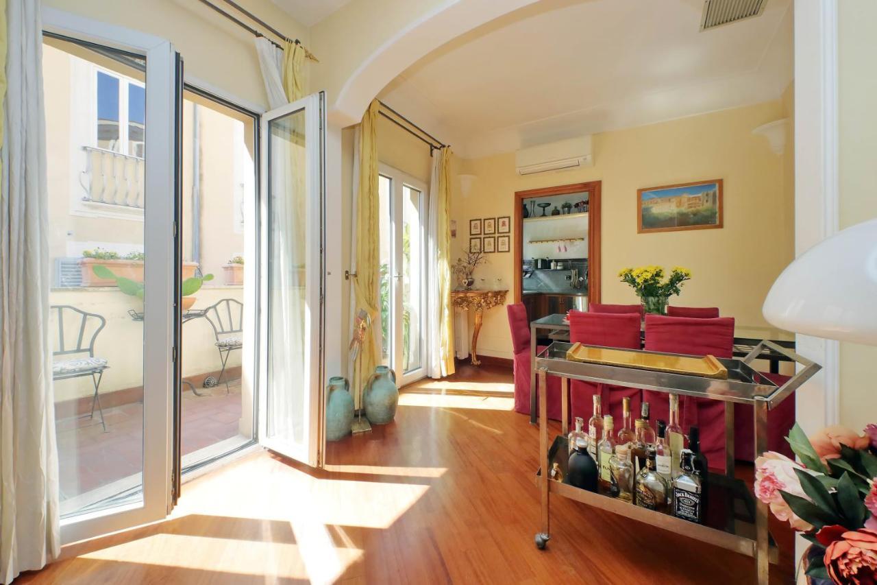 4Bnb - Luxury Trevi Apartment W Terrace Rome Bagian luar foto