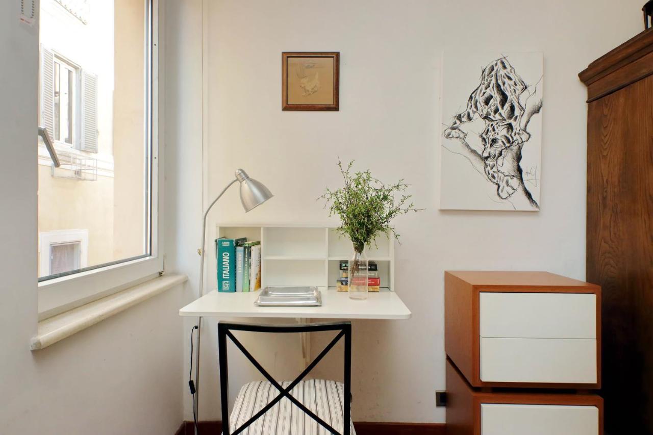 4Bnb - Luxury Trevi Apartment W Terrace Rome Bagian luar foto