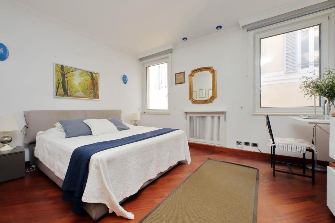 4Bnb - Luxury Trevi Apartment W Terrace Rome Bagian luar foto
