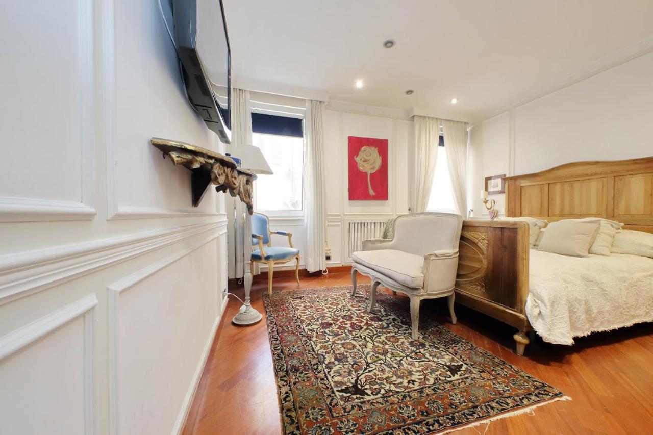 4Bnb - Luxury Trevi Apartment W Terrace Rome Bagian luar foto